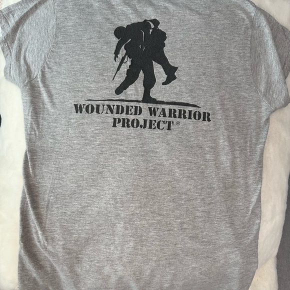 Women’s Size Large Wounded Warrior Project - Slim Cut - Picture 1 of 3